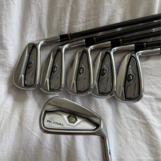 Taylormade Gloire Forged Irons Graphite Stiff 5-PW