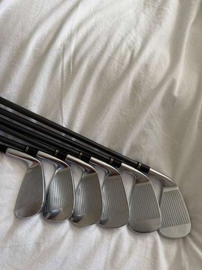 Taylormade Gloire Forged Irons Graphite Stiff 5-PW