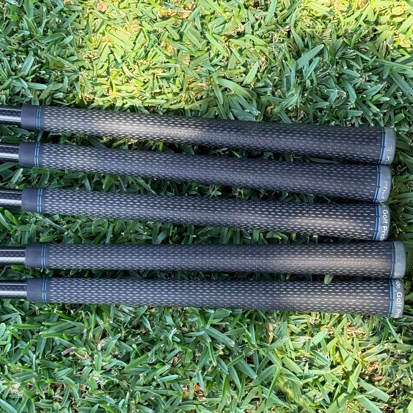 Taylormade Sim Max Irons 6-PW Stiff Graphite